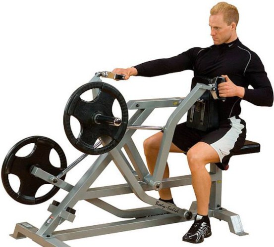 Горизонтальная тяга в тренажере хаммер, на спину, сидя. Техника Горизонтальная тяга в тренажере хаммер, на спину, сидя. Техника